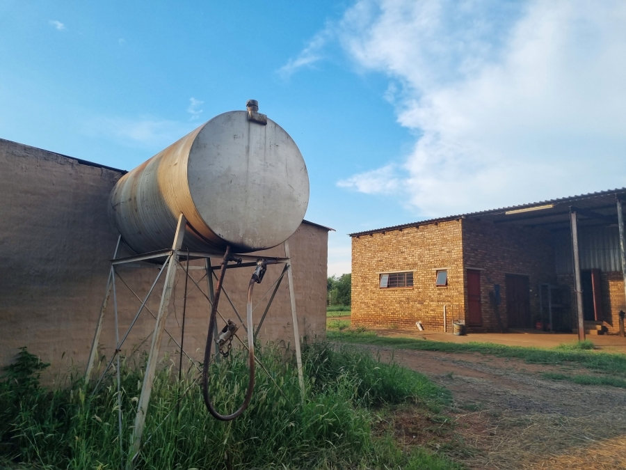 Commercial Property for Sale in Schylock A H North West